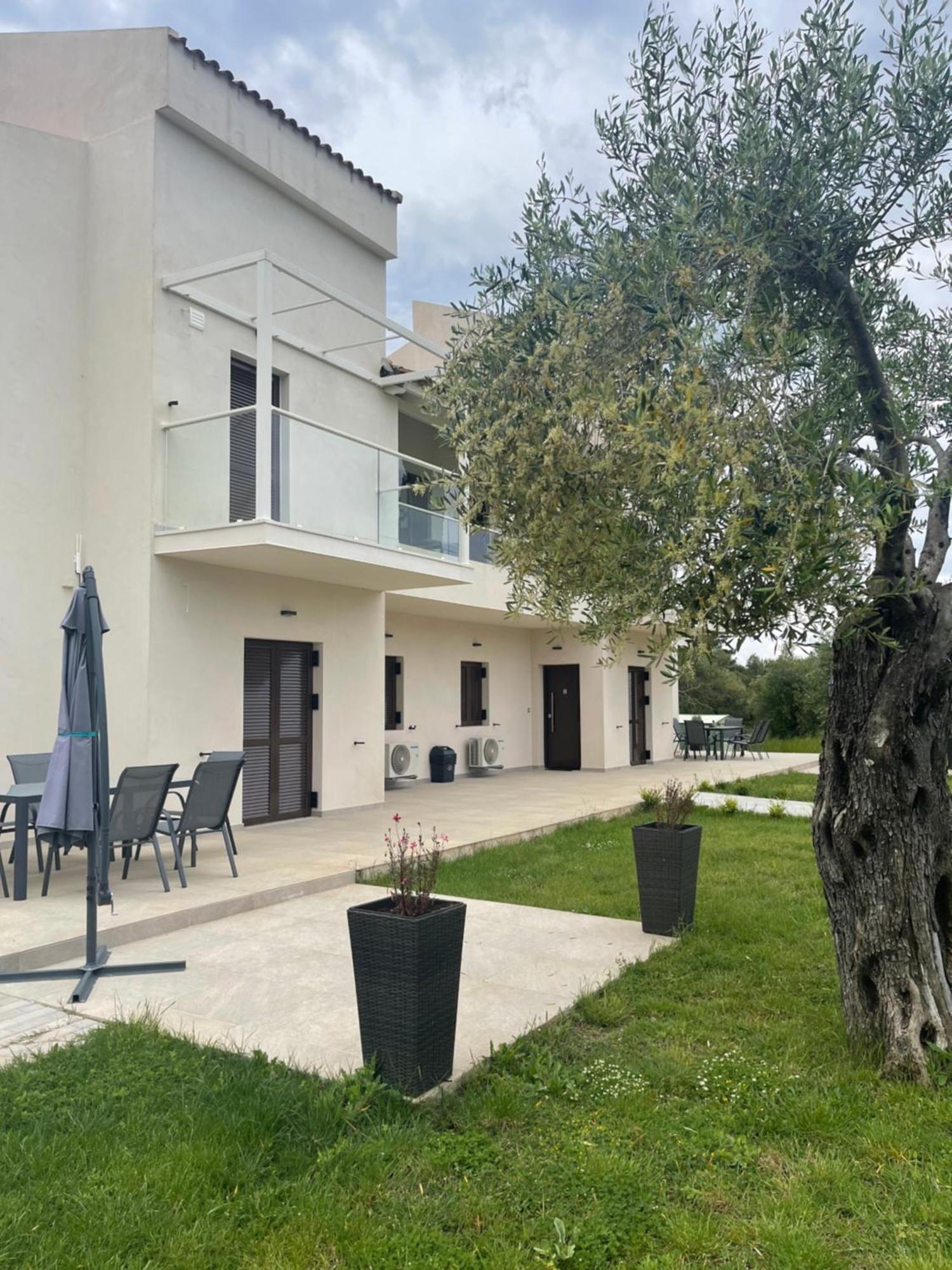 Villa Rodelia Roda  Exterior foto